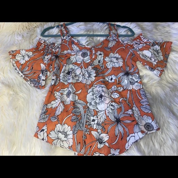 Top - Picture 2 of 5